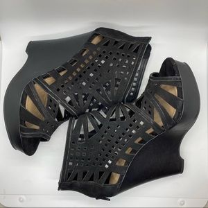 Gianni Bini Pallina Cutout Wedges